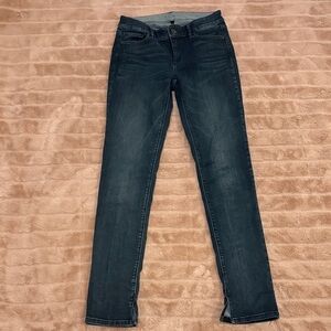 White House Black Market Women’s Skinny Jeans in Dark Indigo